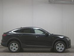 Schwarz Gebraucht 2021 Audi e-tron Sportback Basis SUV | 25.980 € (Fairer Preis)