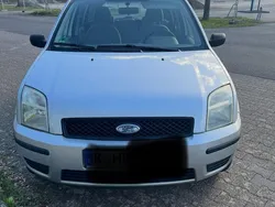 Silber Gebraucht 2004 Ford Fusion Trend Limousine | 1.750 € (Fairer Preis)