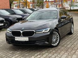 Grau Gebraucht 2021 BMW 530e Limousine | 32.800 € (Fairer Preis)
