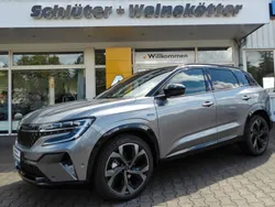 Dolomitgrau/dach schwarz Gebraucht 2024 Renault Austral Techno Esprit Alpine SUV | 35.990 € (Teuer)