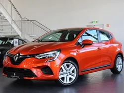 Valencia orange Gebraucht 2021 Renault Clio V Zen Limousine | 15.990 € (Guter Preis)