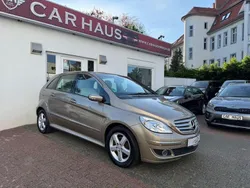 Gold Gebraucht 2007 Mercedes B200 Van / Kleinbus | 4.980 € (Fairer Preis)