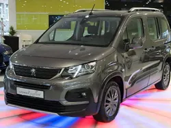 Platiniumgrau Gebraucht 2020 Peugeot Rifter Allure Van / Kleinbus | 18.750 € (Fairer Preis)