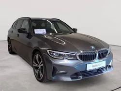 Mineralgrau metallic Gebraucht 2020 BMW 318 Sport Line Kombi | 16.590 € (Guter Preis)