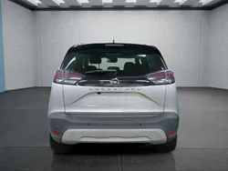 Grau Gebraucht 2024 Opel Crossland SUV | 22.749 € (Etwas zu teuer)