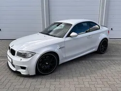 Weiß Gebraucht 2011 BMW 1M Efficient Dynamics Coupé | 49.900 €