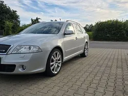 Silber Gebraucht 2007 Skoda Octavia RS Kombi | 4.999 € (Teuer)