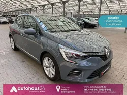 Grau Gebraucht 2021 Renault Clio V Experience Limousine | 11.790 € (Superpreis)