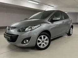 Plutossilber metallic Gebraucht 2014 Mazda 2 Kleinwagen | 4.490 € (Guter Preis)