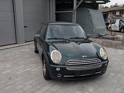 British racing green Gebraucht 2004 Mini ONE Kleinwagen | 2.000 € (Fairer Preis)