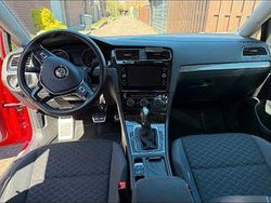 Rot Gebraucht 2018 VW Golf VII Join Limousine | 15.000 € (Guter Preis)