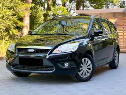 Schwarz Gebraucht 2011 Ford Focus Kombi | 3.100 € (Superpreis)