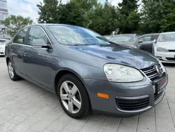 Grau Gebraucht 2008 VW Jetta Limousine | 1.999 €