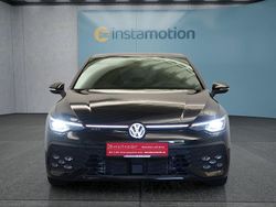 Schwarz Gebraucht 2024 VW Golf VIII Kleinwagen | 38.349 € (Fairer Preis)