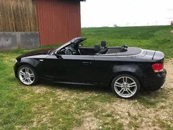 Schwarz Gebraucht 2009 BMW 125 Cabriolet Sport Line Cabrio | 21.500 €