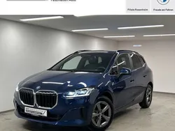 Phytonicblau Gebraucht 2024 BMW 225 Active Tourer Efficient Dynamics Van / Kleinbus | 46.450 €