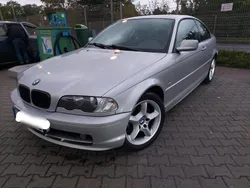 Grau Gebraucht 2000 BMW 318 Coupé | 2.500 €