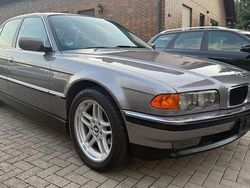 Grau Gebraucht 1999 BMW 728 Limousine | 17.950 €