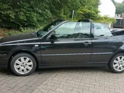 Schwarz Gebraucht 2001 VW Golf Cabriolet Classicline Cabrio | 5.950 € (Teuer)