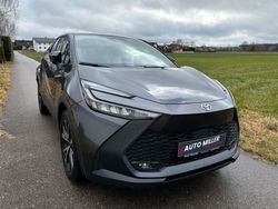 Grau Gebraucht 2024 Toyota C-HR Team SUV | 33.900 € (Guter Preis)