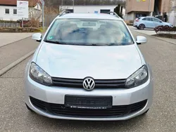 Silber Gebraucht 2010 VW Golf VI Trendline Kombi | 2.799 € (Superpreis)