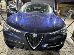 Blau Gebraucht 2019 Alfa Romeo Stelvio Super SUV | 23.490 € (Guter Preis)