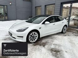 Weiß Gebraucht 2022 Tesla Model 3 RWD Limousine | 28.200 € (Fairer Preis)