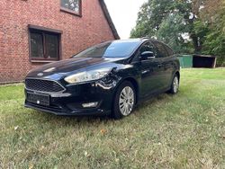 Schwarz Gebraucht 2015 Ford Focus Kombi | 4.450 € (Etwas zu teuer)