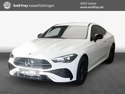 Polarweiß Gebraucht 2025 Mercedes 180 AMG Limousine | 51.200 €