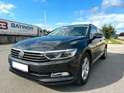Grau Gebraucht 2017 VW Passat Comfortline Kombi | 12.600 € (Superpreis)