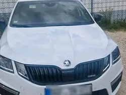 Weiß Gebraucht 2020 Skoda Octavia RS Kombi | 24.200 €
