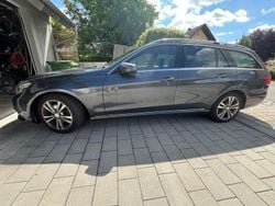 Grau Gebraucht 2014 Mercedes E250 Avantgarde Kombi | 9.900 € (Guter Preis)