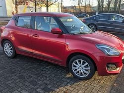 Rot Gebraucht 2021 Suzuki Swift Club Kleinwagen | 10.950 € (Guter Preis)