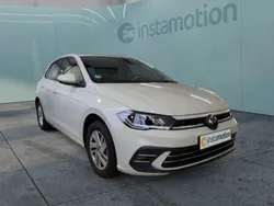Grau Gebraucht 2024 VW Polo Style Limousine | 22.250 € (Fairer Preis)