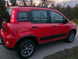 Rot Gebraucht 2021 Fiat Panda 4x4 Kleinwagen | 13.800 € (Superpreis)