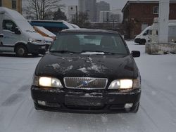 Schwarz Gebraucht 1999 Volvo V70 Kombi | 970 € (Etwas zu teuer)
