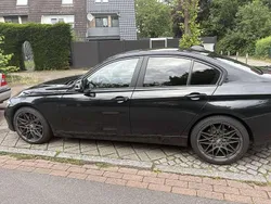 Schwarz Gebraucht 2017 BMW 318 Sport Line Limousine | 13.300 € (Teuer)