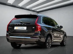 Grau Gebraucht 2024 Volvo XC90 Plus SUV | 65.049 € (Fairer Preis)