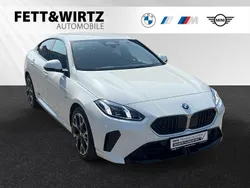 Weiss Gebraucht 2025 BMW 1M Efficient Dynamics Coupé | 38.900 € (Etwas zu teuer)