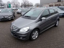 Mountaingrau met. (metallic) Gebraucht 2010 Mercedes B180 Van / Kleinbus | 9.700 € (Teuer)