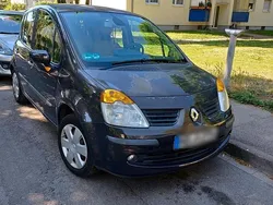 Braun Gebraucht 2005 Renault Modus Van / Kleinbus | 1.490 € (Guter Preis)