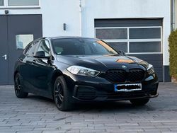 Schwarz Gebraucht 2023 BMW 118 Efficient Dynamics Kleinwagen | 17.999 € (Guter Preis)
