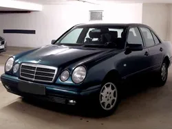 Gebraucht 1998 Mercedes E240 Classic Limousine | 1.250 € (Superpreis)