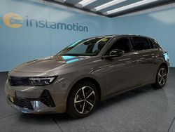 Grau Gebraucht 2024 Opel Astra Limousine | 25.699 € (Etwas zu teuer)