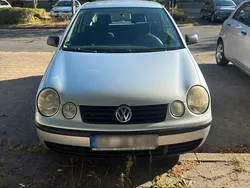 Silber Gebraucht 2002 VW Polo Kleinwagen | 900 € (Guter Preis)