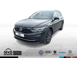 Grau Gebraucht 2021 VW Tiguan Life SUV | 24.980 € (Guter Preis)