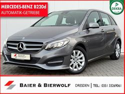 Grau Gebraucht 2015 Mercedes B220 Van / Kleinbus | 12.990 € (Fairer Preis)
