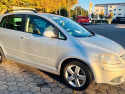 Grau Gebraucht 2008 VW Golf Plus Cross Van / Kleinbus | 4.800 €