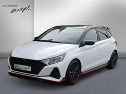 Atlas white/ phantom black Gebraucht 2024 Hyundai i20 N Performance Kleinwagen | 29.979 €