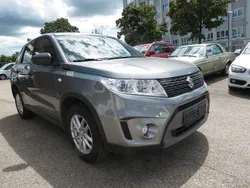 Graumetallic Gebraucht 2017 Suzuki Vitara SUV | 13.900 € (Guter Preis)